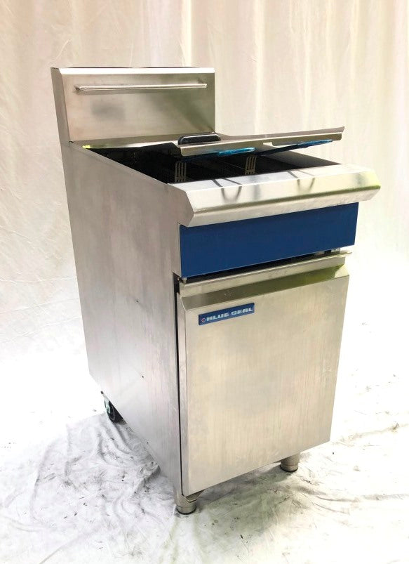 Thumbnail - Blue Seal GT46 - 450mm Gas Fryer (3)